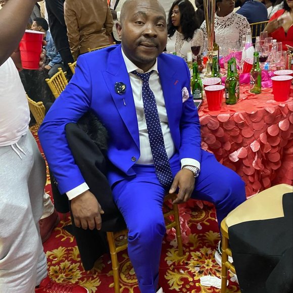 Profile Picture of Marc Fongang (@marc_fongang) on Poshmark