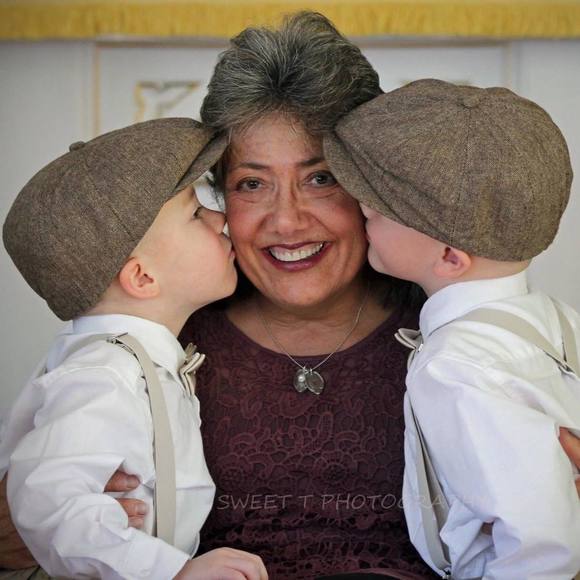 Profile Picture of Julie Schildgen (@julieschildgen) on Poshmark