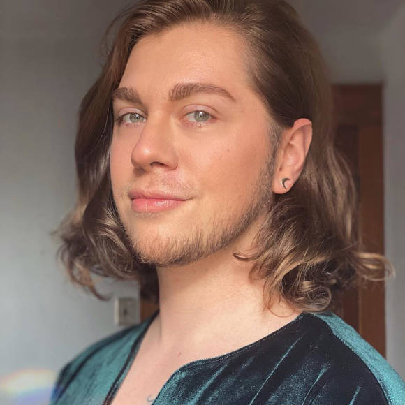 Profile Picture of Joshua Spellman (@joshuaspellman) on Poshmark