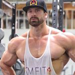 Profile Picture of Be Like Bradley Martyn (@be_like_bradley) on Instagram