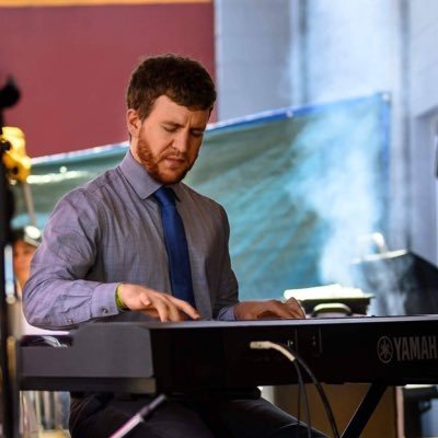Profile Picture of Joe Warner (@pianojoewarner) on Twitter
