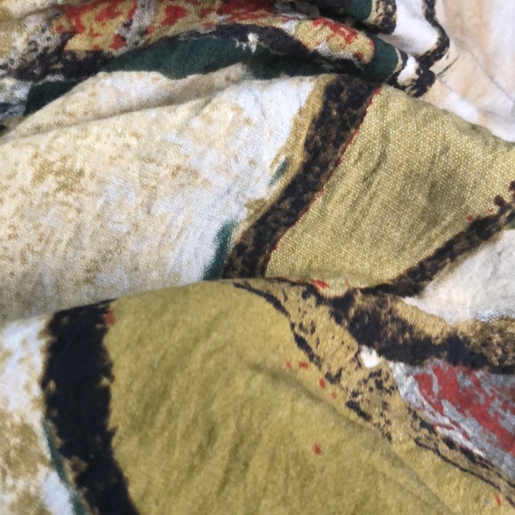 Profile Picture of Tag Libros (@taglibros) on Poshmark