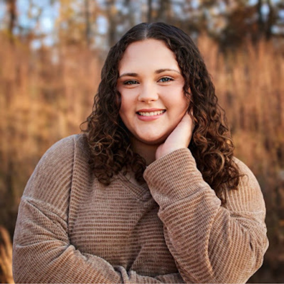 Profile Picture of Jaclyn Knightly (@knightlyjaclyn0) on Poshmark