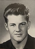 Profile Picture of Frank Gifford - Wikipediaon Wikipedia