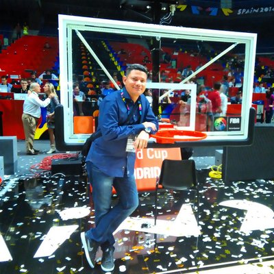 Profile Picture of Luis Vargas (@luisevargas) on Twitter