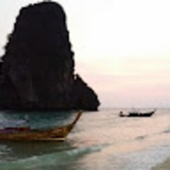 Profile Picture of Simon Richard (@simard375) on Poshmark