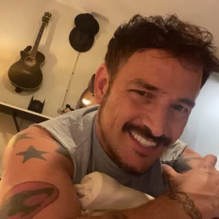Profile Picture of Jason Preston (@jasonbirdypreston) on Instagram