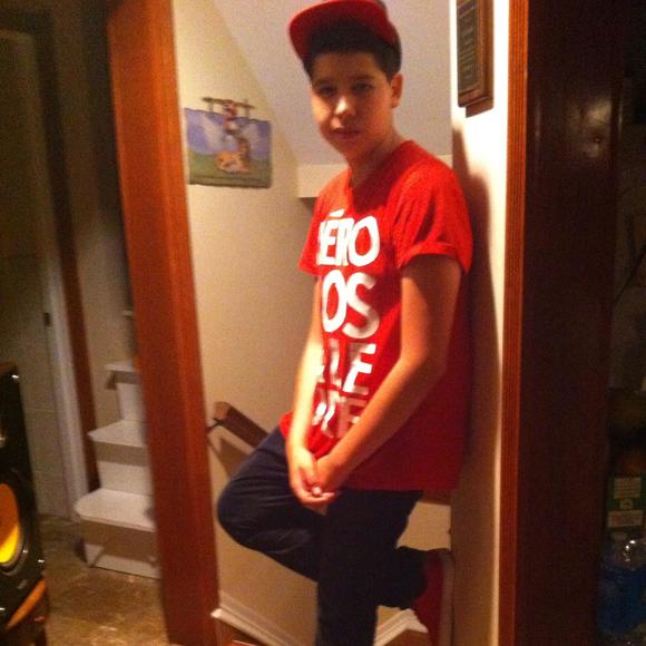 Profile Picture of Kermith Luna (@kermitfrogz86) on Poshmark