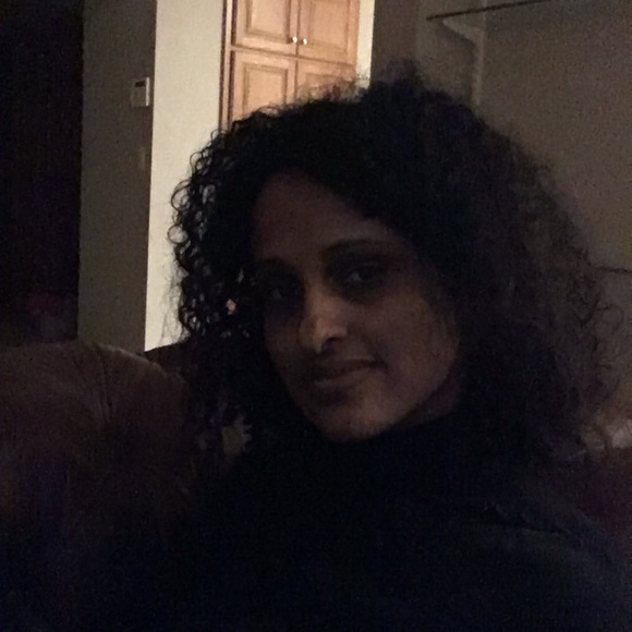 Profile Picture of Selam Abraham (@sabraham27) on Poshmark