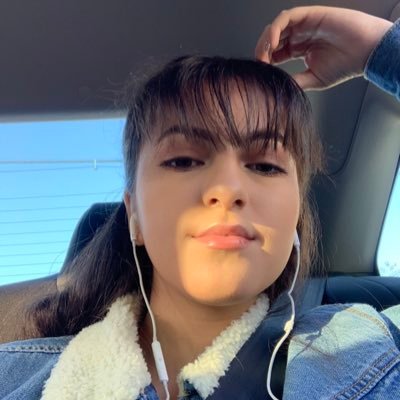 Profile Picture of Janet Paez (@16Janet11) on Twitter