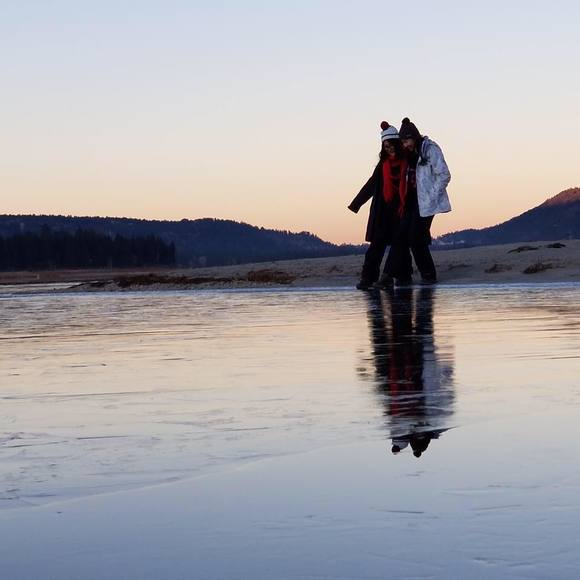 Profile Picture of Yi Liu (@yliu3) on Poshmark