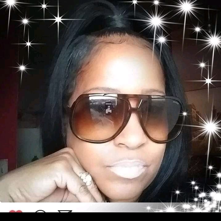 Profile Picture of Lateisha Telfair (@user2064962102421) on Tiktok