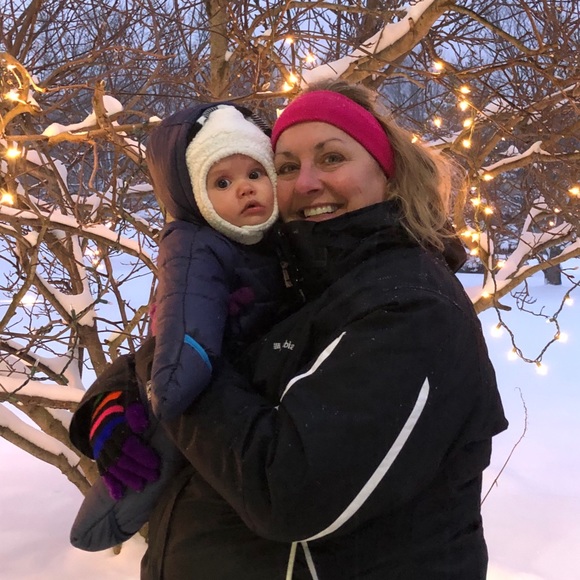 Profile Picture of Val Lundstrom (@gdd2857) on Poshmark