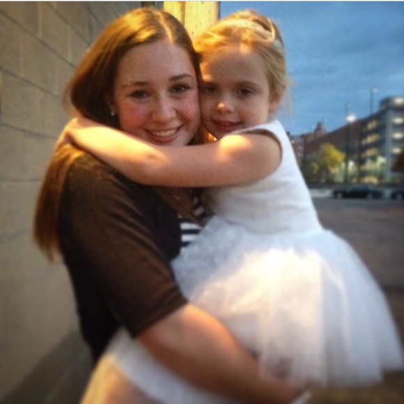 Profile Picture of Savannah Joyce (@savannahjoyce93) on Poshmark