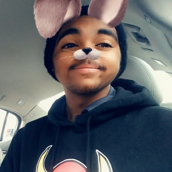 Profile Picture of Alfonzo Carson jr (@unknownunkowm) on Poshmark