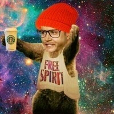 Profile Picture of Julia Shay (@JulianShaay) on Twitter