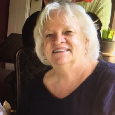 Profile Picture of Susan Rau Stocker (@StockerRau) on Twitter