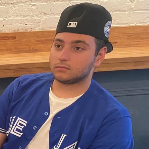 Susianna Fabiano gordon - Poshmark Profile Picture of Susianna Fabiano gordon (@susi2917) on Poshmark