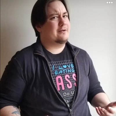 Profile Picture of Carol Poirier-Turnham (@VanIsleDreamer) on Twitter