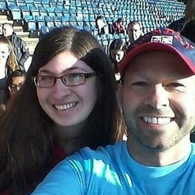 Profile Picture of Holly (@HollybonesIJFAN) on Twitter