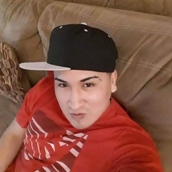 Profile Picture of Armando Luis (@luisarotinco3) on Poshmark