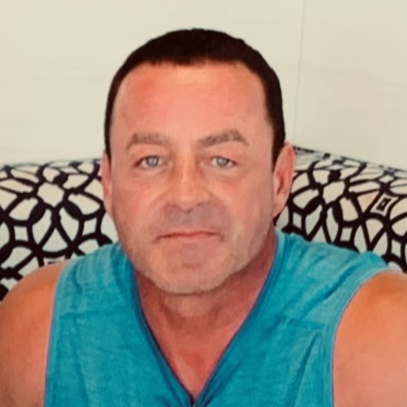 Profile Picture of Thomas Carey (@tjcarey44) on Poshmark