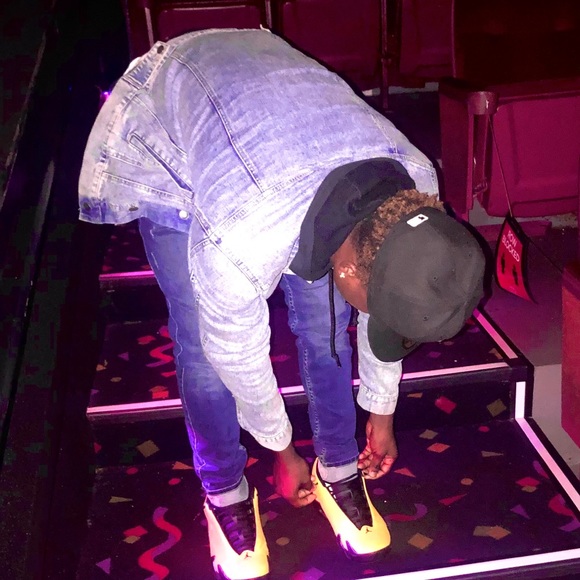 Profile Picture of Cj Foster (@cjkicks6) on Poshmark