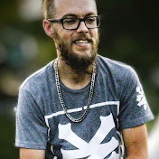 Profile Picture of Zachary Blair (@blairsballz) on Youtube