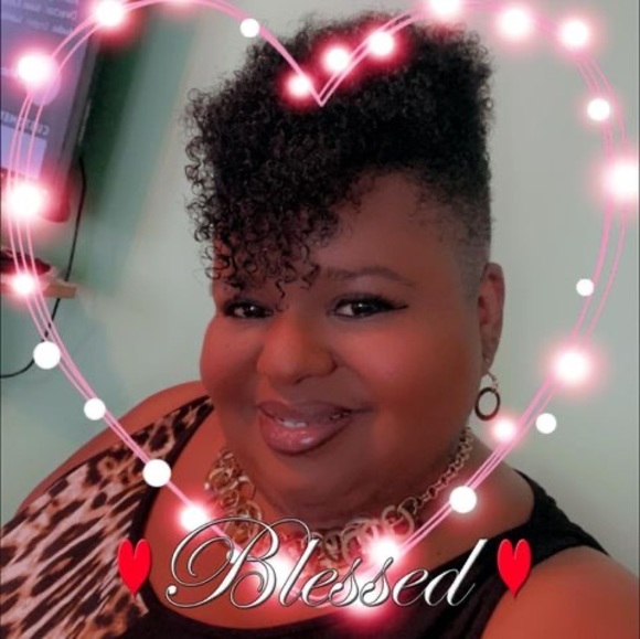 Profile Picture of Tralene Wilson (@tralenewilson) on Poshmark