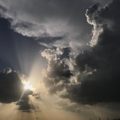 Profile Picture of Sixto Luna (@SixtoLuna9) on Twitter