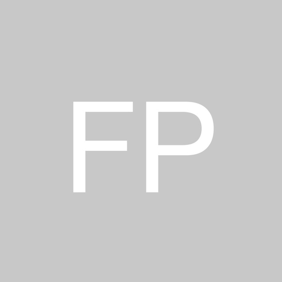 Profile Picture of Floyd Pree (@preefc1010) on Poshmark