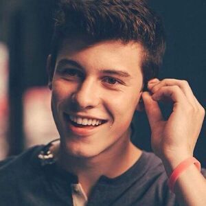 Profile Picture of Allyce_Simmons (@cristal26vanna) on Tiktok