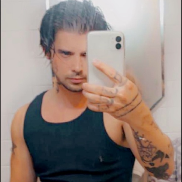 Profile Picture of Jerry Simpson (@jesterluv02) on Poshmark