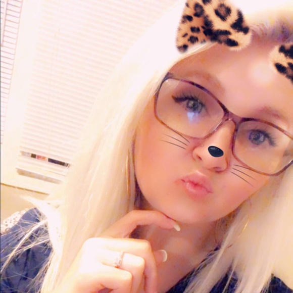 Profile Picture of Kelsey Spiese (@klsss992) on Poshmark