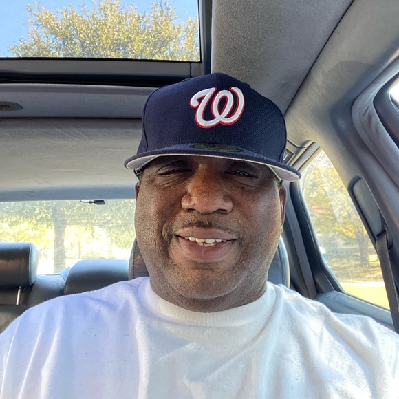 Profile Picture of Albert Hall (@mr_alhall3) on Poshmark