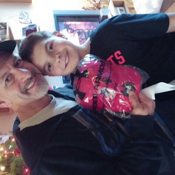 Profile Picture of Mike Norton (@mikenorton) on Poshmark