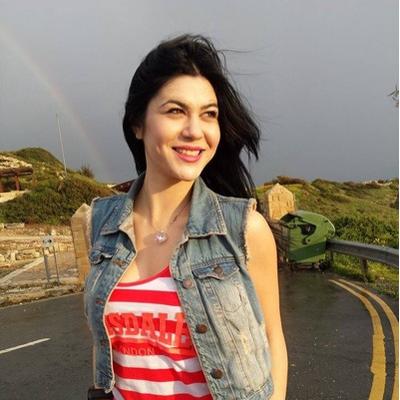 Profile Picture of Athena Michael (@ThumBaLinba) on Twitter