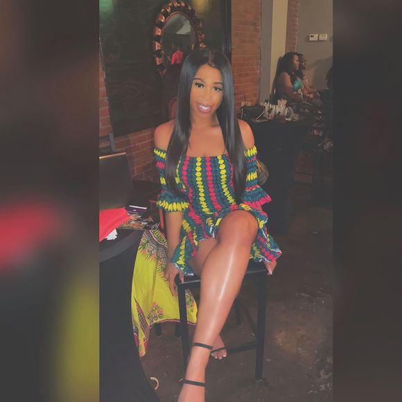 Profile Picture of Genevieve Okafor (@genevieveokafor) on Poshmark