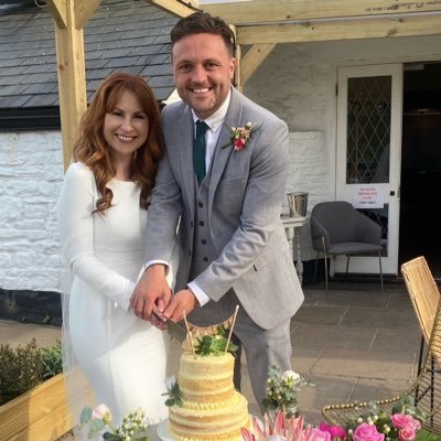 Profile Picture of Hannah Crabtree Jones (@hannahgjones2) on Twitter