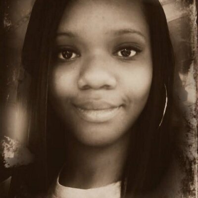 Profile Picture of Selena Robinson (@lena_marie1995) on Twitter