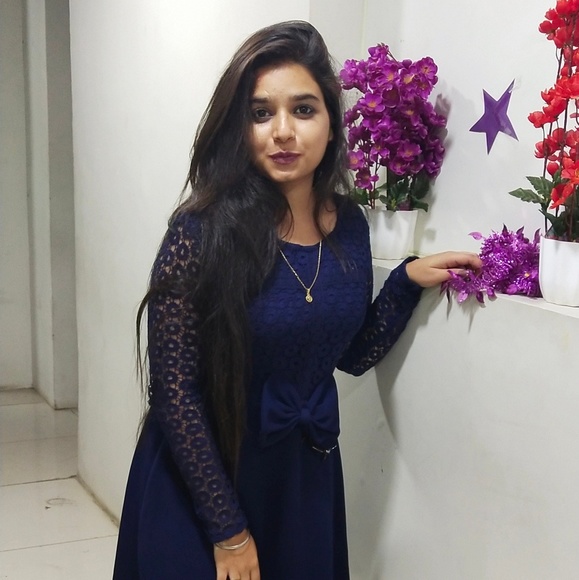 Profile Picture of Pallavi Mishra (@pallavim097) on Poshmark
