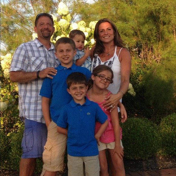 Stephanie Moskowitz - Poshmark Profile Picture of Stephanie Moskowitz (@stefmosk) on Poshmark