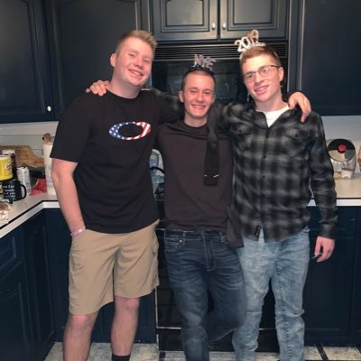 Profile Picture of Kevin Finlayson (@kevfin10) on Twitter