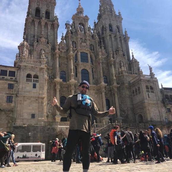 Profile Picture of Eduardo Araoz (@eduardoaraoz) on Poshmark