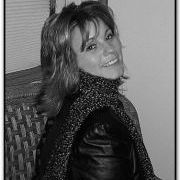 Profile Picture of Lisa Matz Schlender (@llschlen) on Pinterest