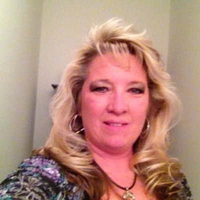 Profile Picture of Ursula (@ursulaschultz) on Twitter