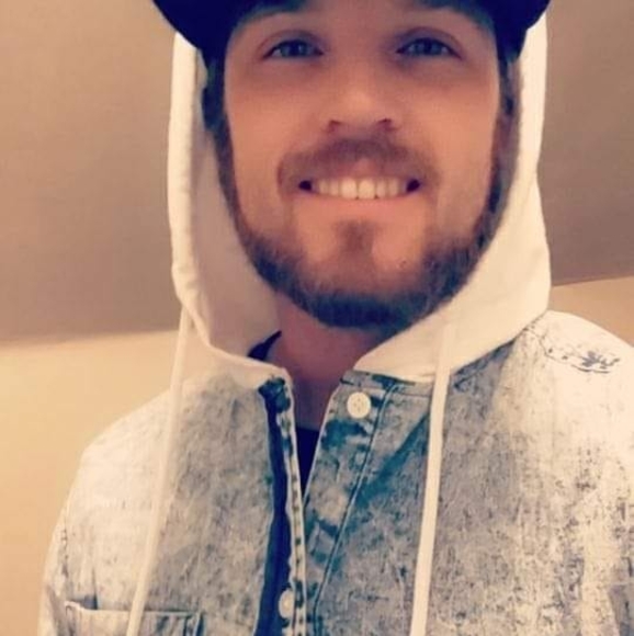 Profile Picture of Daniel Shibley (@myhippie93) on Poshmark