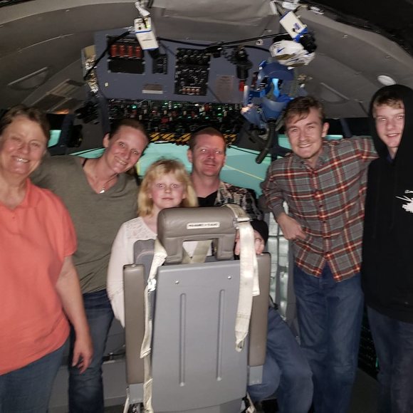 Profile Picture of Erin Matthews (@enmatthews028) on Poshmark