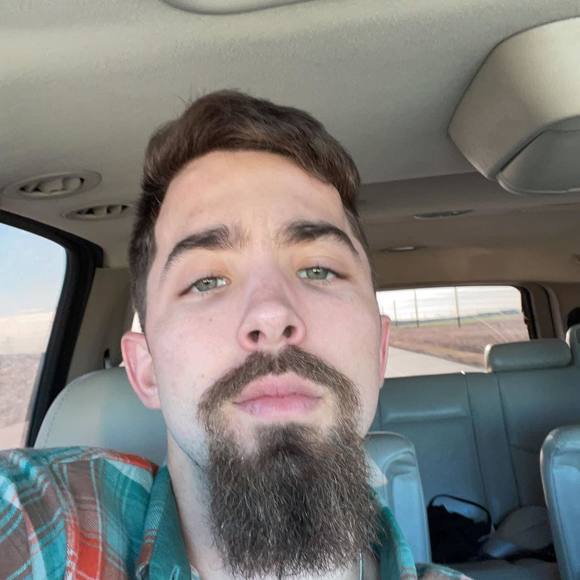 Profile Picture of Tanner Hale (@thale9815) on Poshmark