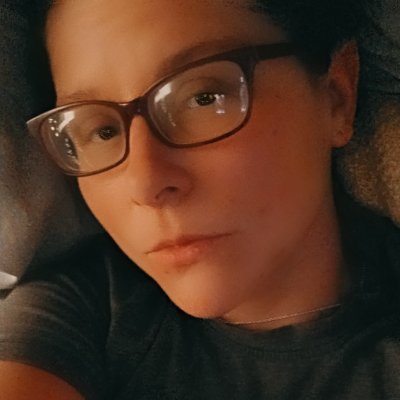 Profile Picture of Leah Tye (@tye_leah) on Twitter